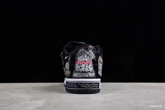 Dunk DQ4488-001 Low Neckface SB Nike 1019